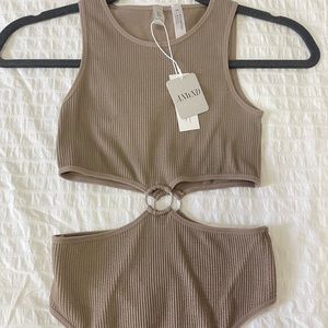 Ribbed side cutout bodysuit in size S/M